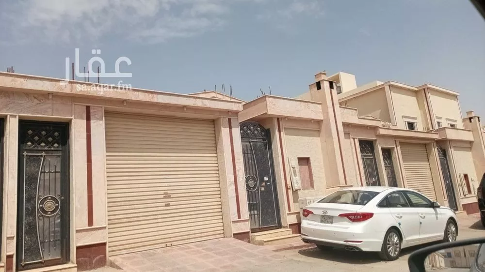 دور للبيع في شارع رباح بن أبي معروف, حي طويق, مدينة الرياض, منطقة الرياض 1 صورة