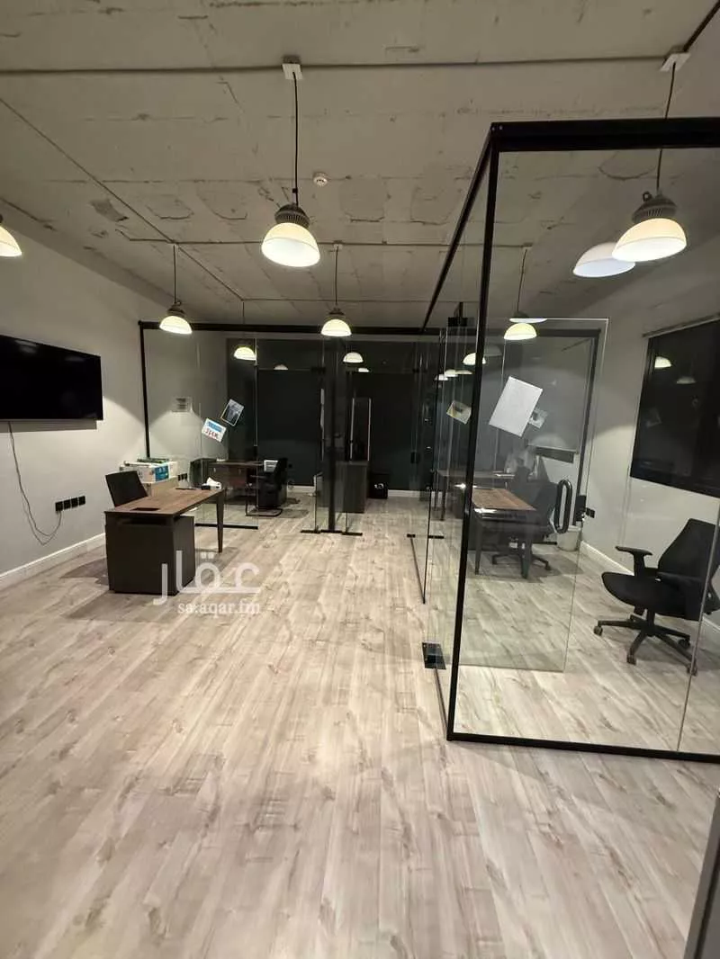 مكتب تجاري للإيجار في طريق ابي بكر الصديق ، حي الياسمين ، الرياض ، منطقة الرياض 1 صورة