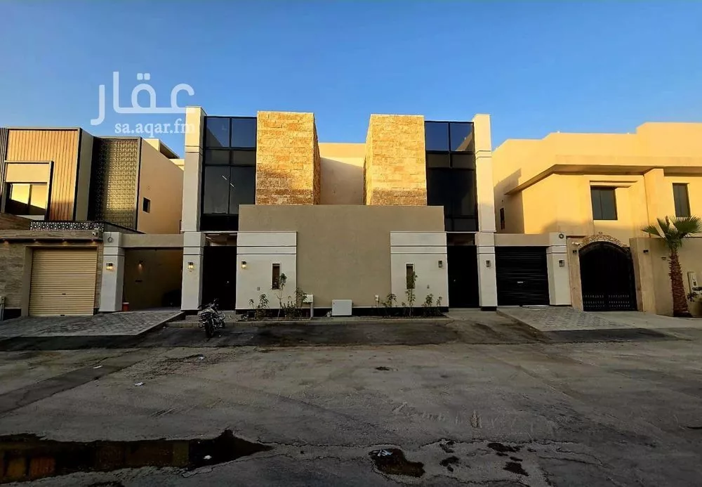 فيلا للبيع في شارع رقم 438, حي المونسية, مدينة الرياض, منطقة الرياض 1 صورة