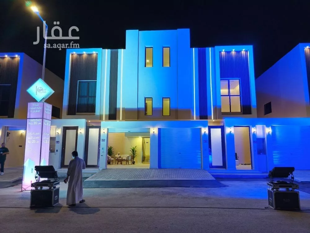 دور للبيع في شارع خالد محمد خالد, حي عكاظ, مدينة الرياض, منطقة الرياض 1 صورة