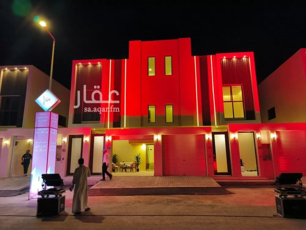 دور للبيع في شارع علي بن الحسن الخزرجي, حي عكاظ, مدينة الرياض, منطقة الرياض 1 صورة