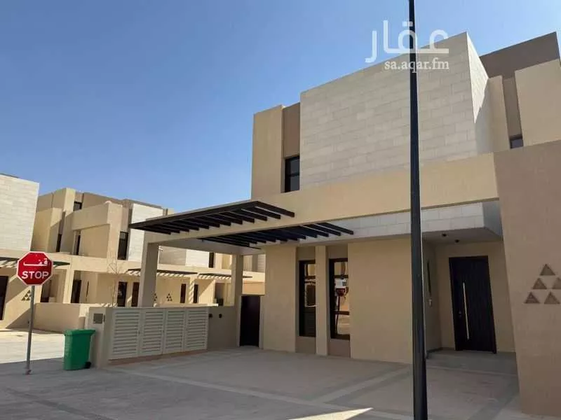 فيلا للبيع في شارع رقم 1240, حي سدرة, مدينة الرياض, منطقة الرياض 1 صورة