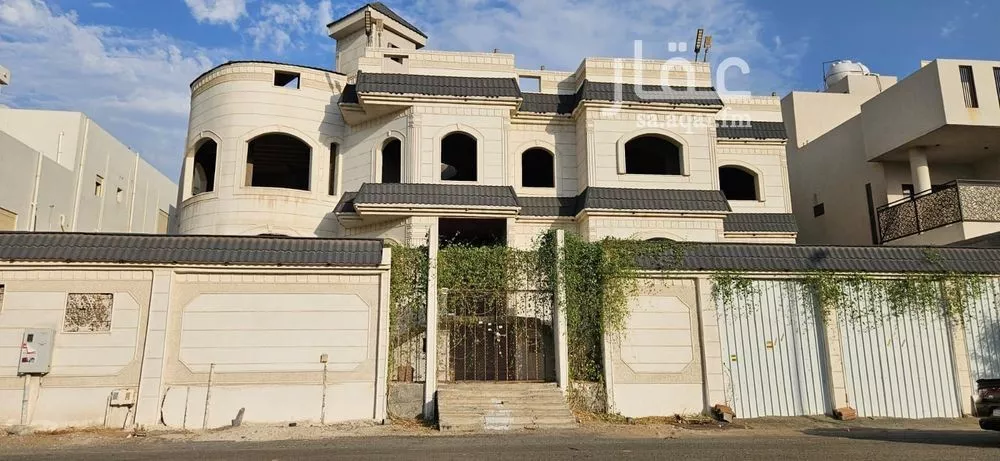 فيلا للبيع في شارع ابي القاسم الخوارزمي, حي أبحر الجنوبية, مدينة جدة, منطقة مكة المكرمة 1 صورة