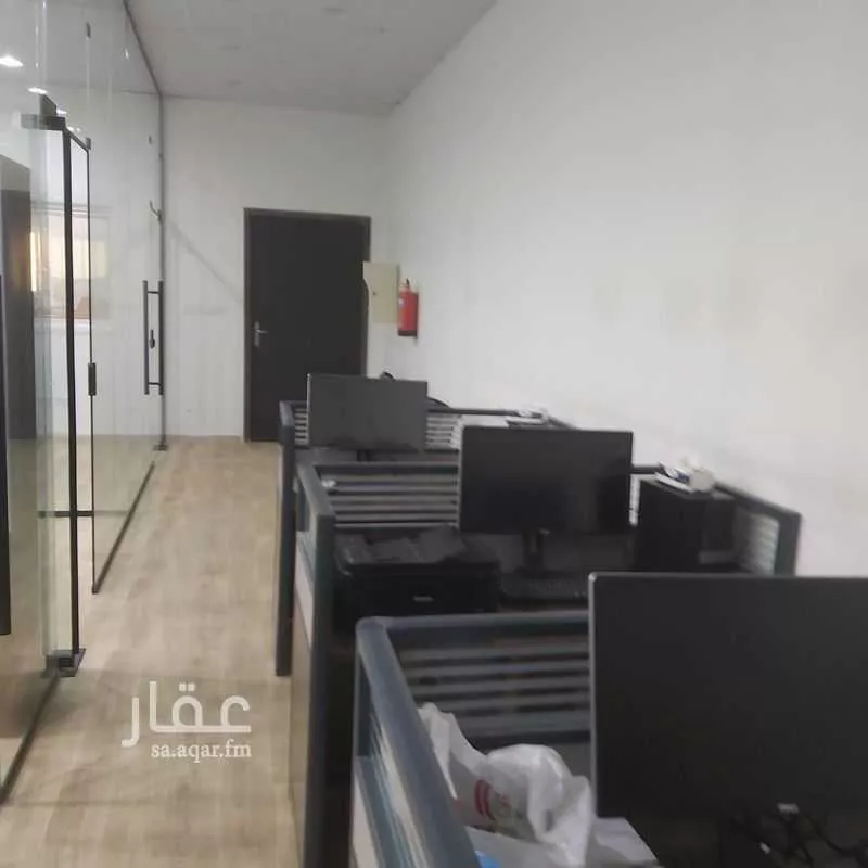 مكتب تجاري للإيجار في شارع الحسن الرقي ، حي الصفوة الثاني ، الخرج ، الخرج 1 صورة