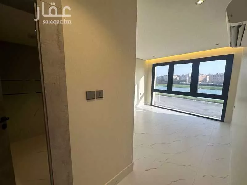شقة للإيجار في شارع سكاكا, حي الحمراء, مدينة الخبر, المنطقة الشرقية 1 صورة