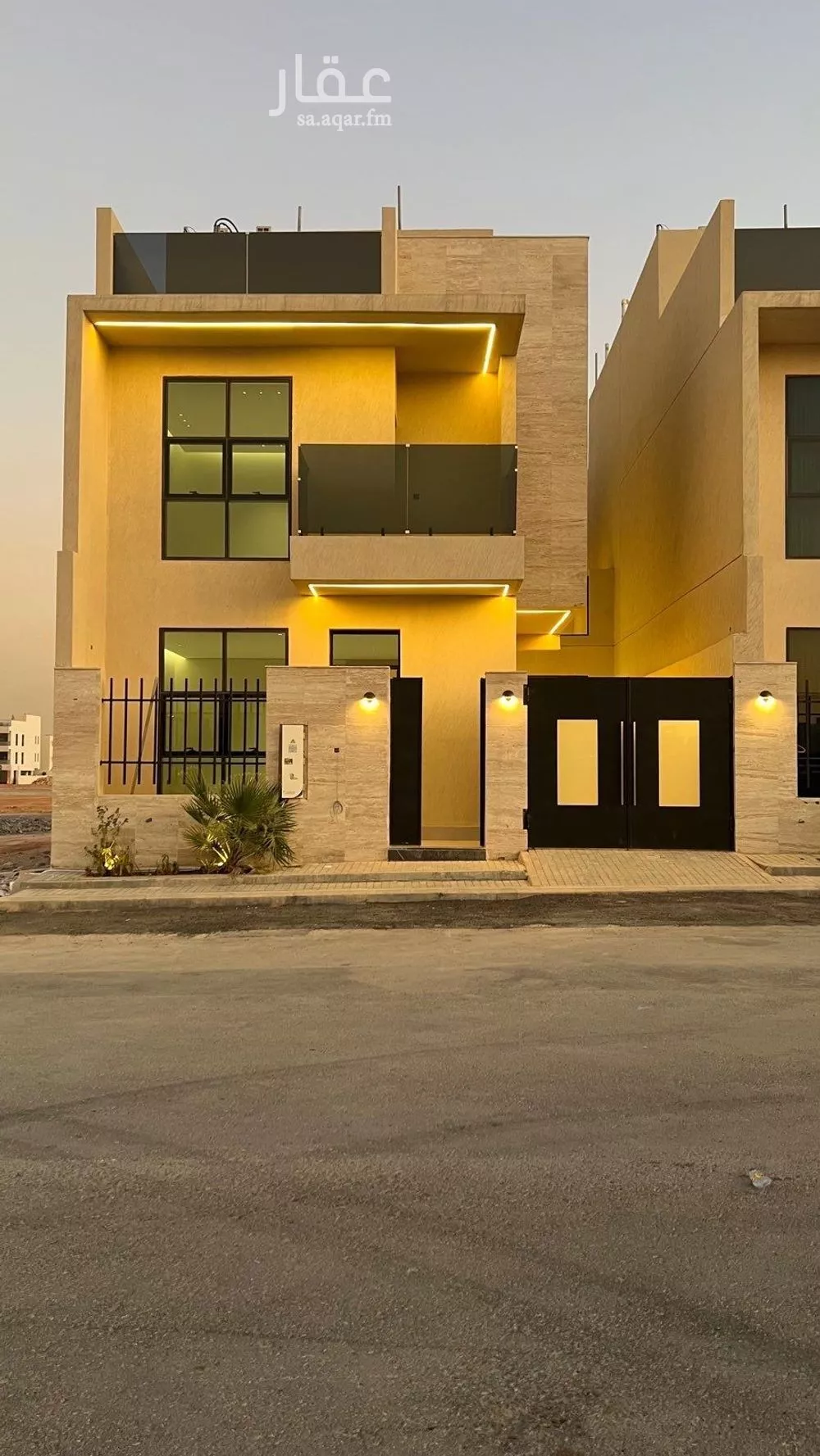 فيلا للبيع في شارع إسماعيل بن حماد, حي المهدية, مدينة الرياض, منطقة الرياض 1 صورة