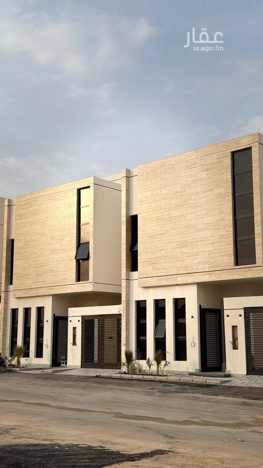فيلا للبيع في شارع عبداللطيف بن المبارك, حي المهدية, مدينة الرياض, منطقة الرياض 1 صورة