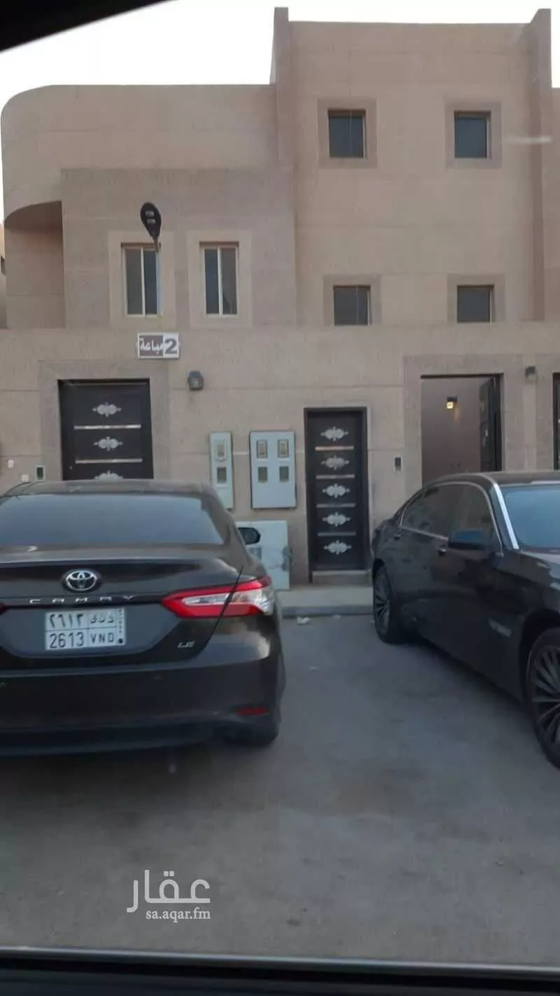 فيلا للبيع في شارع ابن السكيب, حي العارض, مدينة الرياض, منطقة الرياض 1 صورة