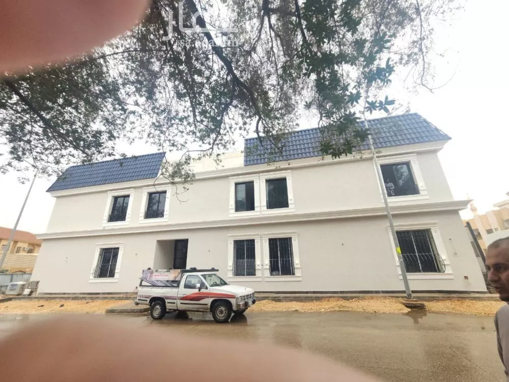 عمارة للبيع في شارع جرير, حي الملز, مدينة الرياض, منطقة الرياض 1 صورة