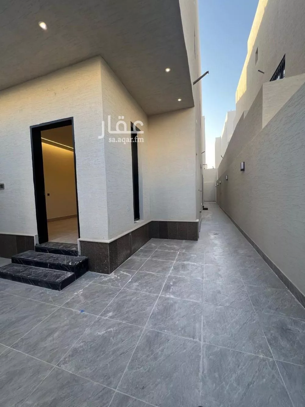 فيلا للبيع في شارع أبي المطرف أحمد بن عميرة, حي الرمال, مدينة الرياض, منطقة الرياض 1 صورة