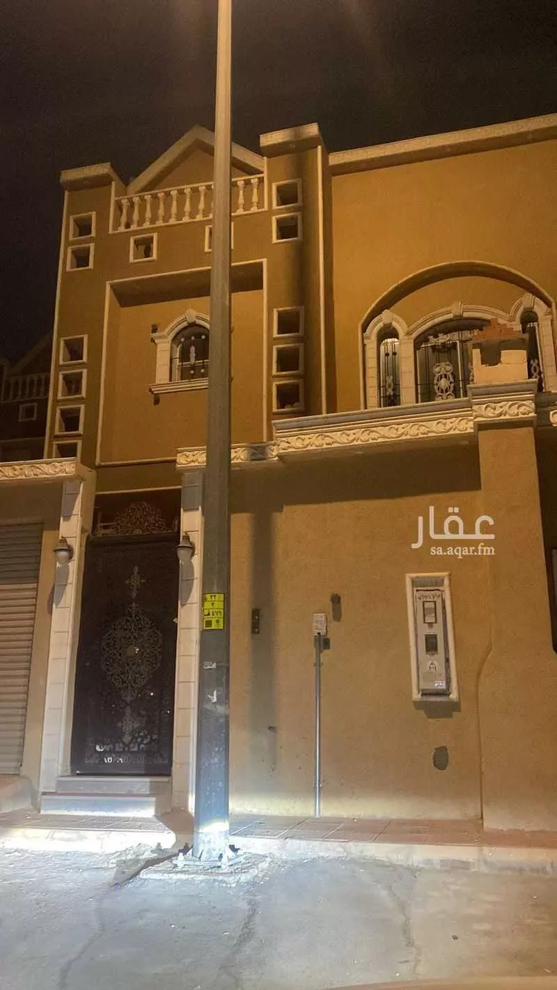 فيلا للإيجار في شارع أبي المكارم بن مفرج ، حي عريض ، الرياض ، منطقة الرياض 1 صورة