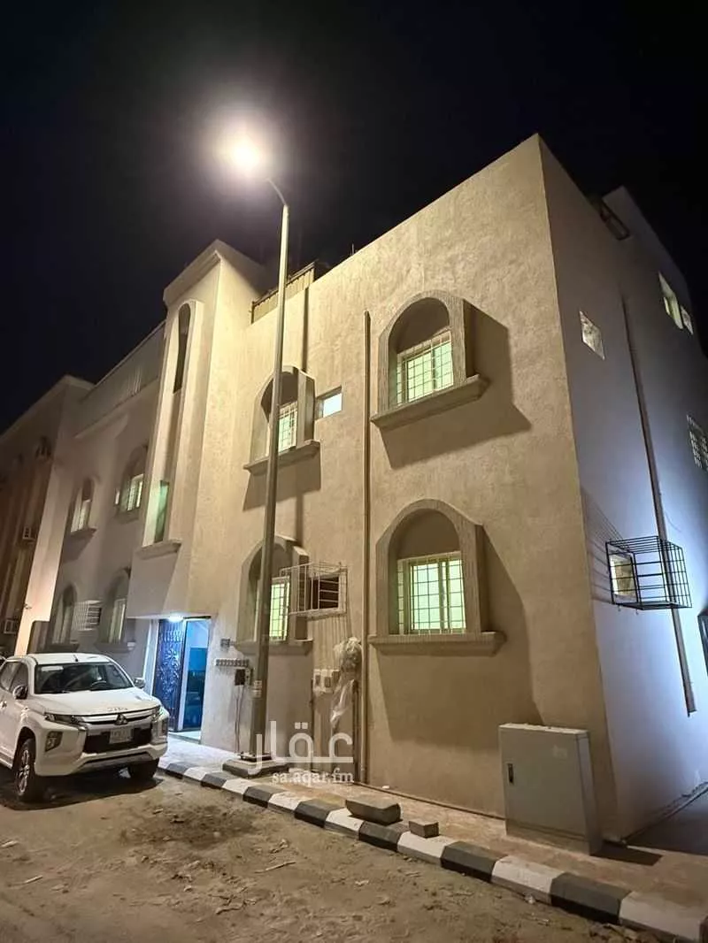 عمارة للإيجار في شارع شارع تميمي بن ابي بكر, حي الضباب, مدينة الجبيل, المنطقة الشرقية 1 صورة