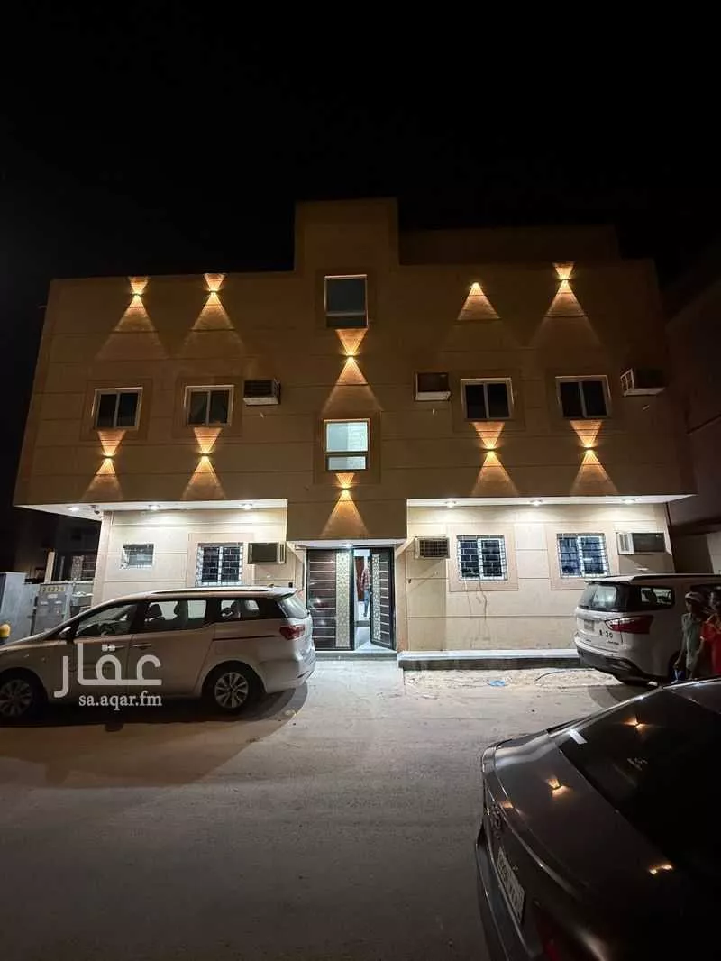 عمارة للبيع في شارع شارع 11, حي الضباب, مدينة الجبيل, المنطقة الشرقية 1 صورة