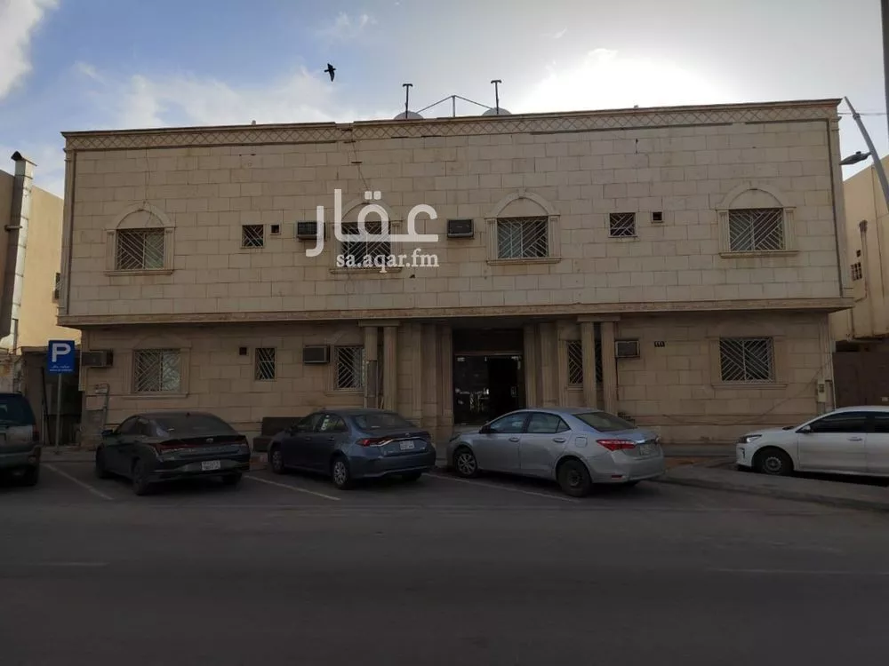 عمارة للبيع في شارع عبدالرحمن الناصر, حي الملك فيصل, مدينة الرياض, منطقة الرياض 1 صورة