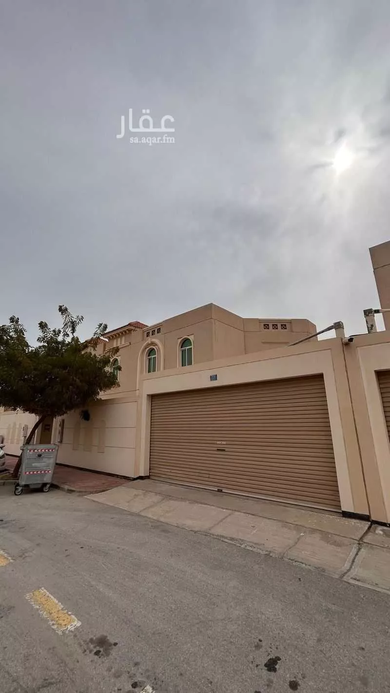 فيلا للبيع في شارع شارع الصفا 2, مدينة مدينه الجبيل الصناعيه, المنطقة الشرقية 1 صورة