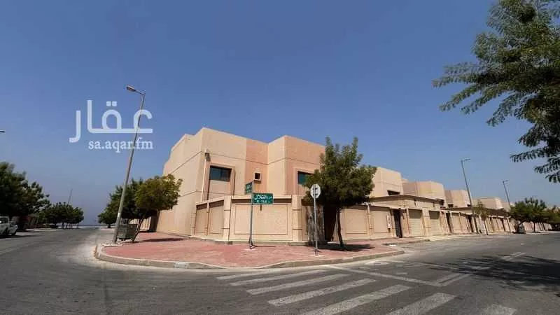 فيلا للبيع في شارع مدينه الجبيل الصناعيه 604, مدينة مدينه الجبيل الصناعيه, المنطقة الشرقية 1 صورة