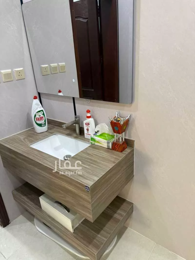 شقة للإيجار في شارع عبد السلام السعدي ، حي بطحاء قريش ، مكة ، منطقة مكة المكرمة 1 صورة