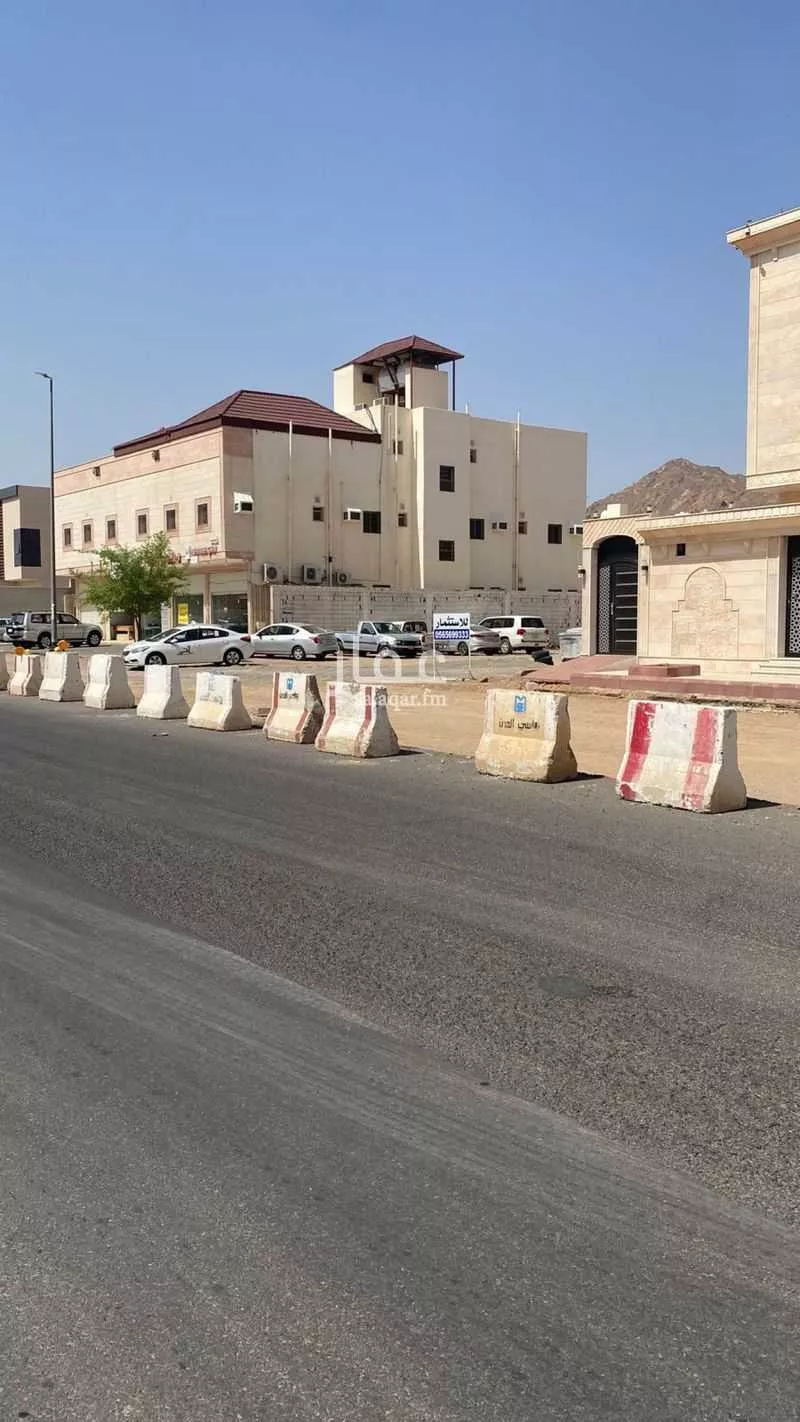 أرض للإيجار في شارع ام حبيب بنت العباس, حي طيبة, مدينة المدينه المنوره, منطقة المدينة المنورة 1 صورة