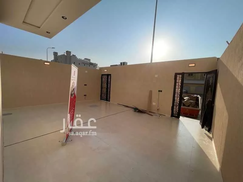 فيلا للبيع في شارع المسلخ, حي البوادي, مدينة تبوك, منطقة تبوك 1 صورة