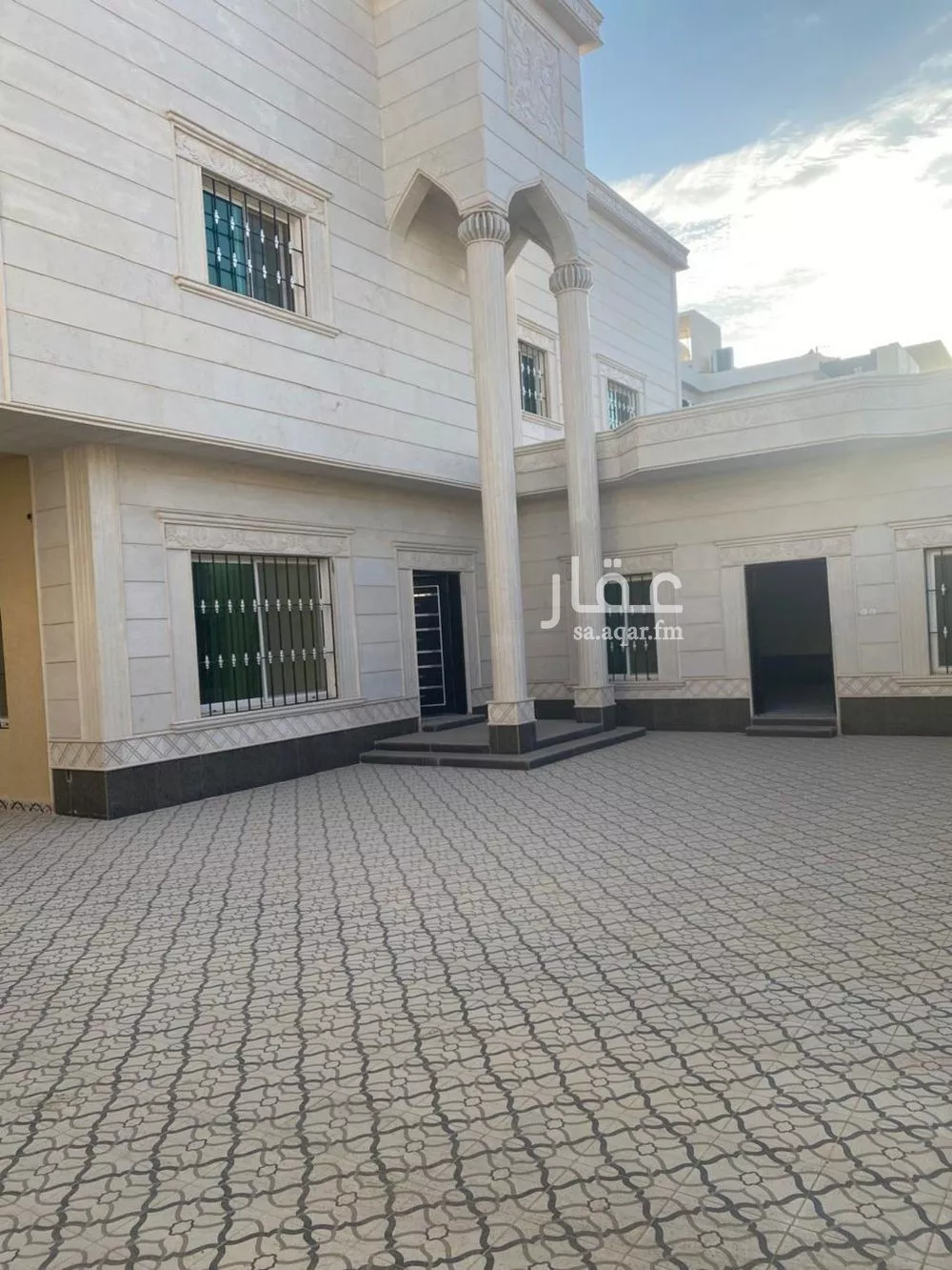 فيلا للبيع في شارع رقم 399, حي المونسية, مدينة الرياض, منطقة الرياض 1 صورة