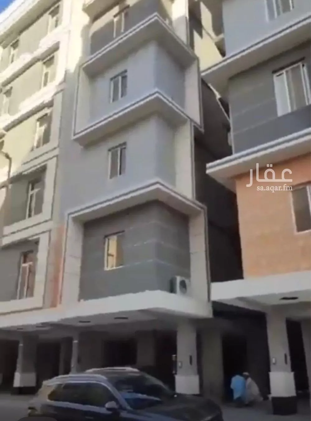 فيلا للبيع في شارع ابن مظفر, حي الروضة, مدينة جدة, منطقة مكة المكرمة 1 صورة