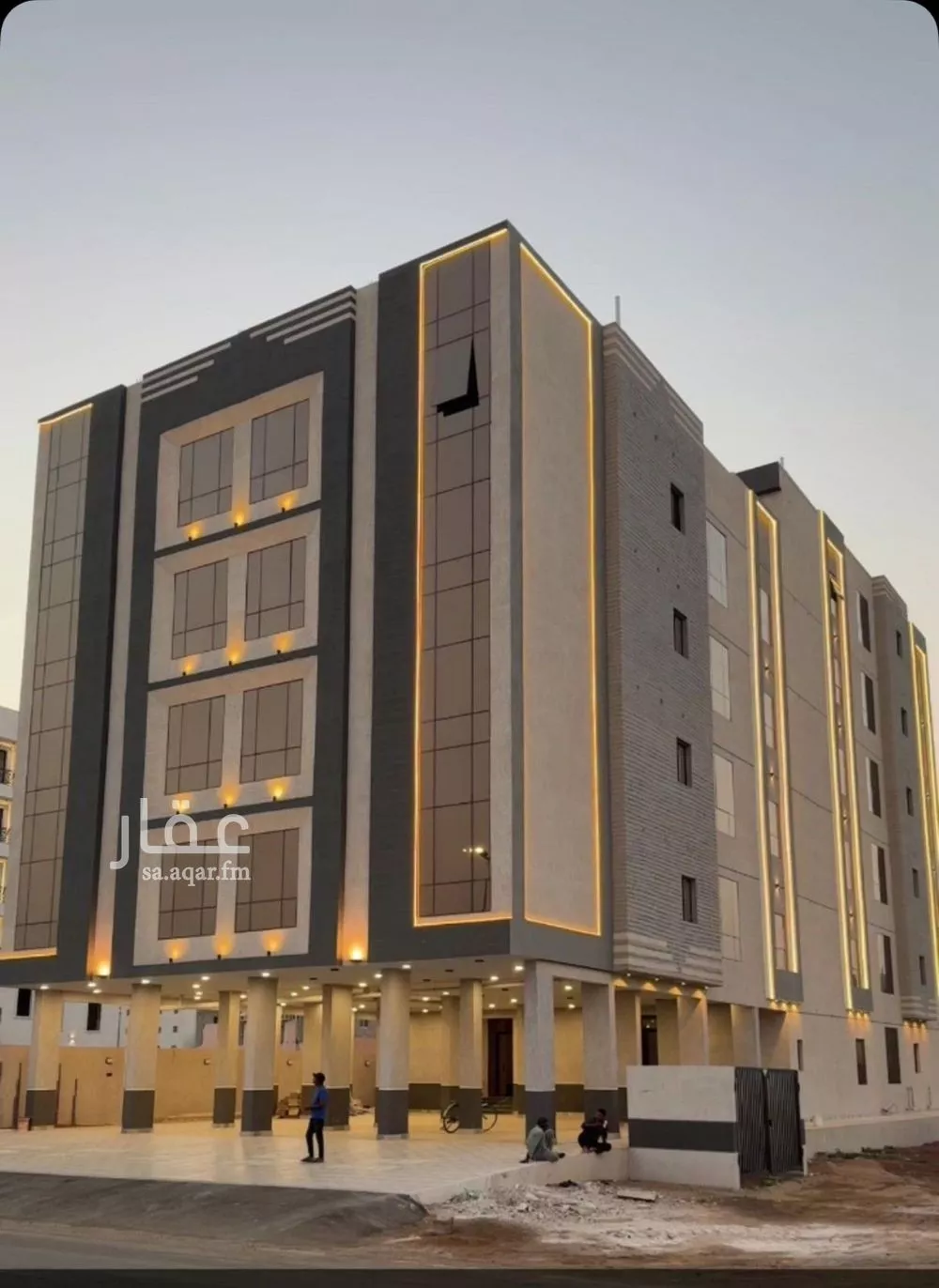 شقة للبيع في شارع غدير الشيخ, حي الرحاب 1, مدينة جازان, منطقة جازان 1 صورة