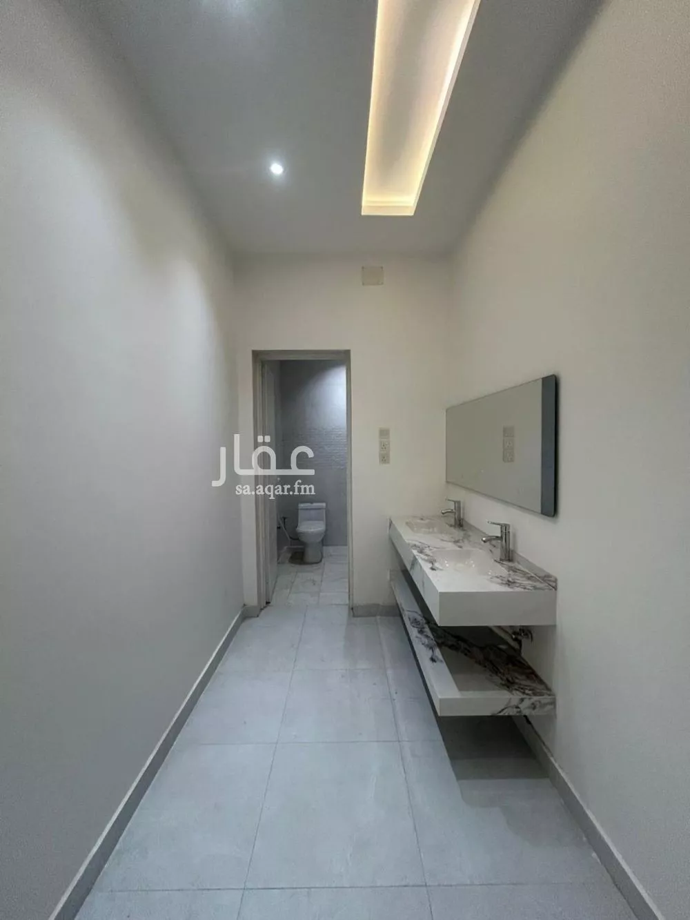 فيلا للبيع في شارع الإسكان 5, حي الإسكان, مدينة صامطه, منطقة جازان 1 صورة