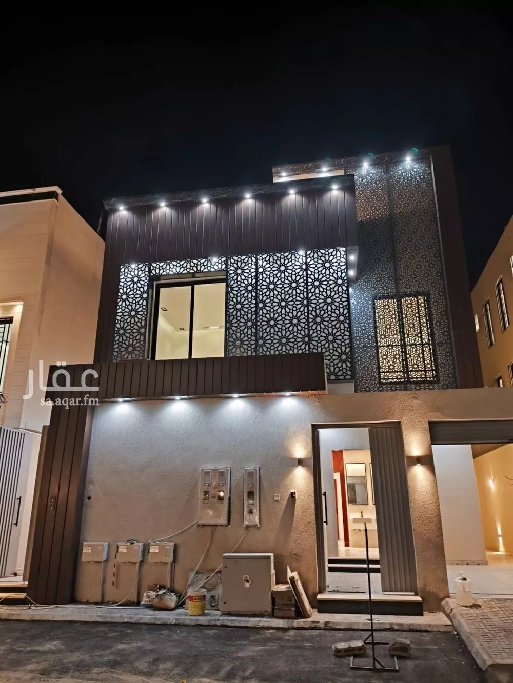 دور للبيع في شارع رقم 43, حي الندوة, مدينة الرياض, منطقة الرياض 1 صورة