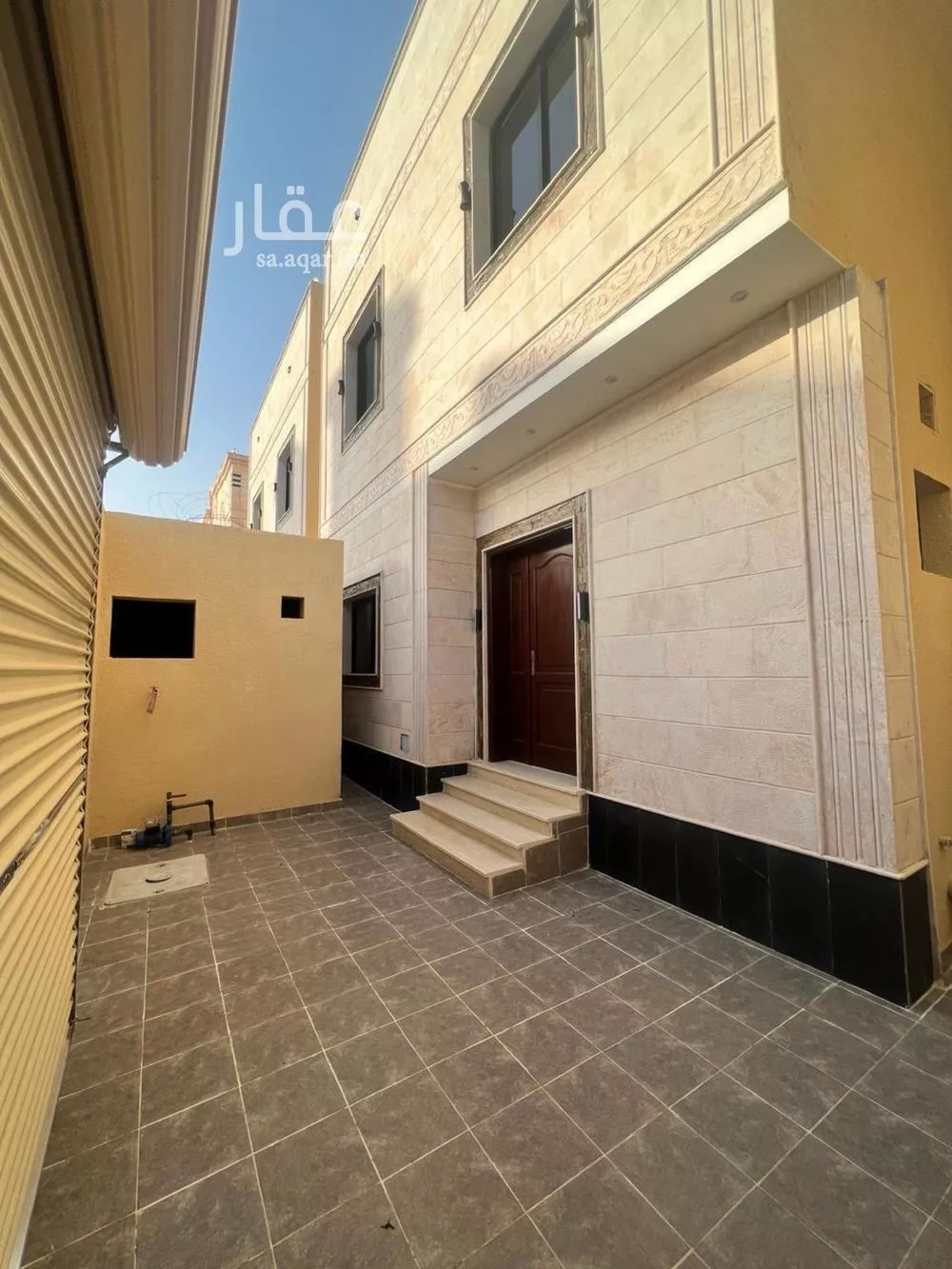 فيلا للبيع في شارع عمر المراغي, حي الفروسية, مدينة جدة, منطقة مكة المكرمة 1 صورة