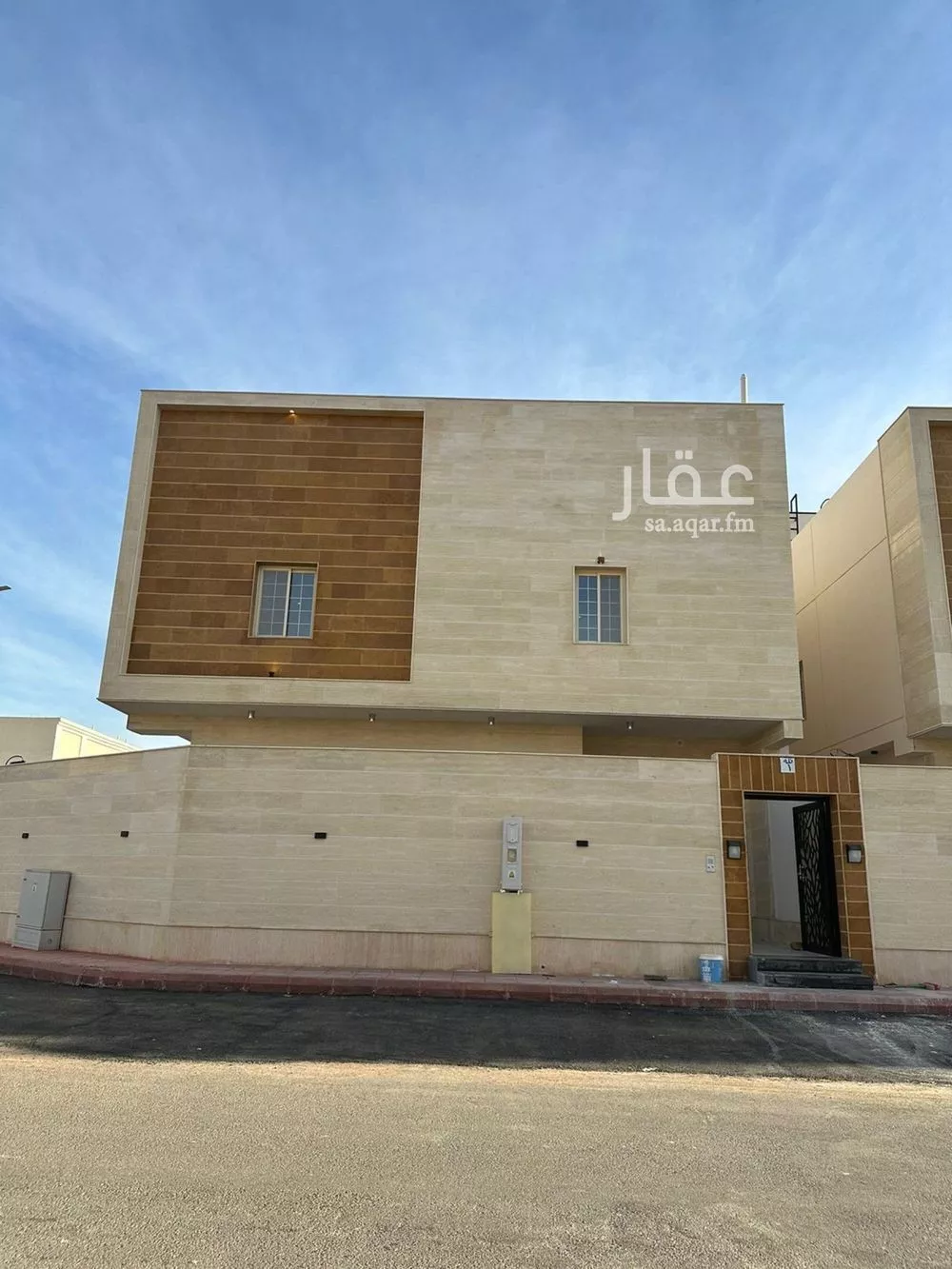 فيلا للبيع في شارع حامد بن محمد, حي الرانوناء, مدينة المدينه المنوره, منطقة المدينة المنورة 1 صورة