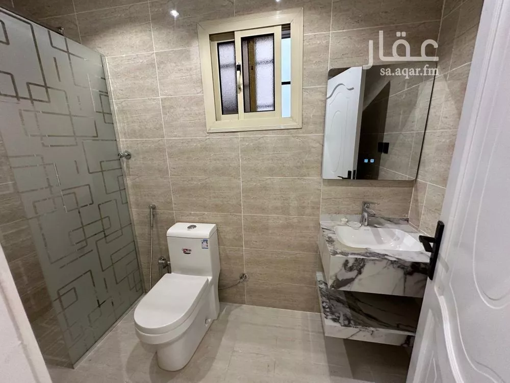 شقة للبيع في شارع الحظية, حي الأخضر, مدينة تبوك, منطقة تبوك 1 صورة