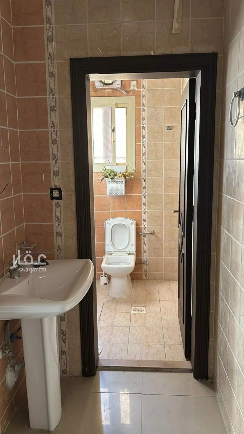 شقة للبيع في شارع ابو يزيد اللقيطي, حي الزهراء, مدينة جدة, منطقة مكة المكرمة 1 صورة