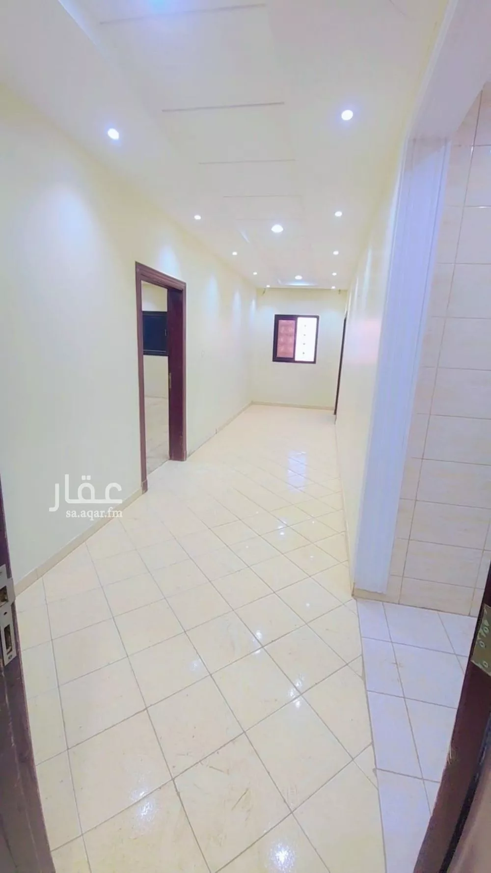 فيلا للبيع في شارع التيسير, حي النظيم, مدينة الرياض, منطقة الرياض 1 صورة