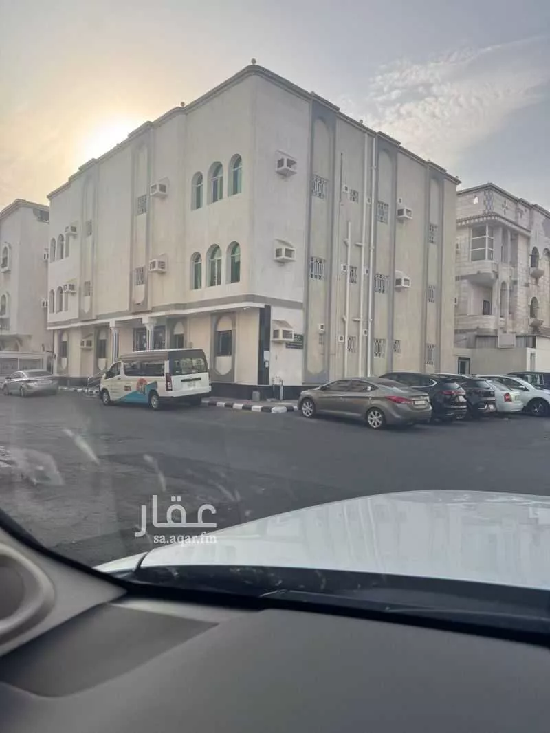 عمارة للبيع في شارع ام وعال ، حي المروة ، جدة ، جدة 1 صورة