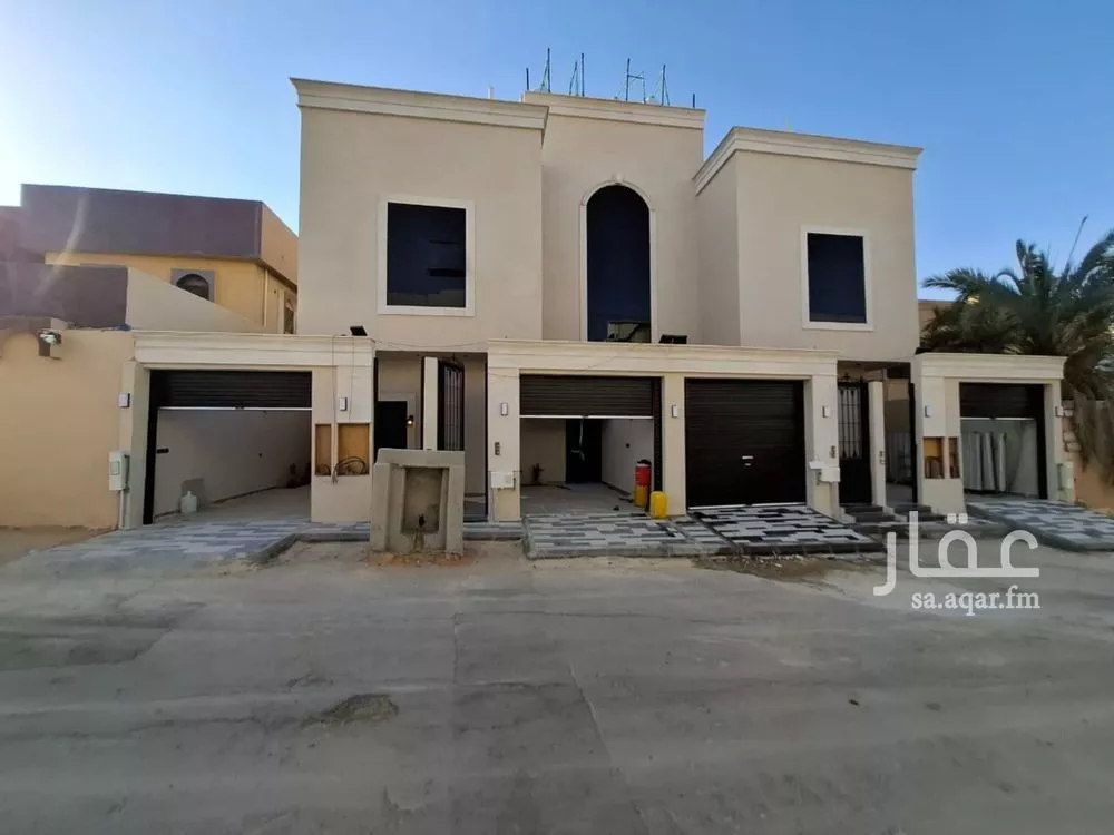 دور للبيع في شارع الشيخ عبدالرحمن بن عبدالله بن محمد, حي الزهرة, مدينة الرياض, منطقة الرياض 1 صورة