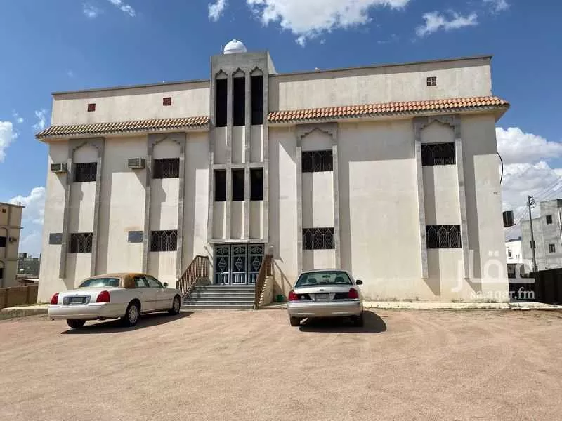 عمارة للبيع في شارع الكوت ، حي ج6 ، الطائف ، الطائف 1 صورة