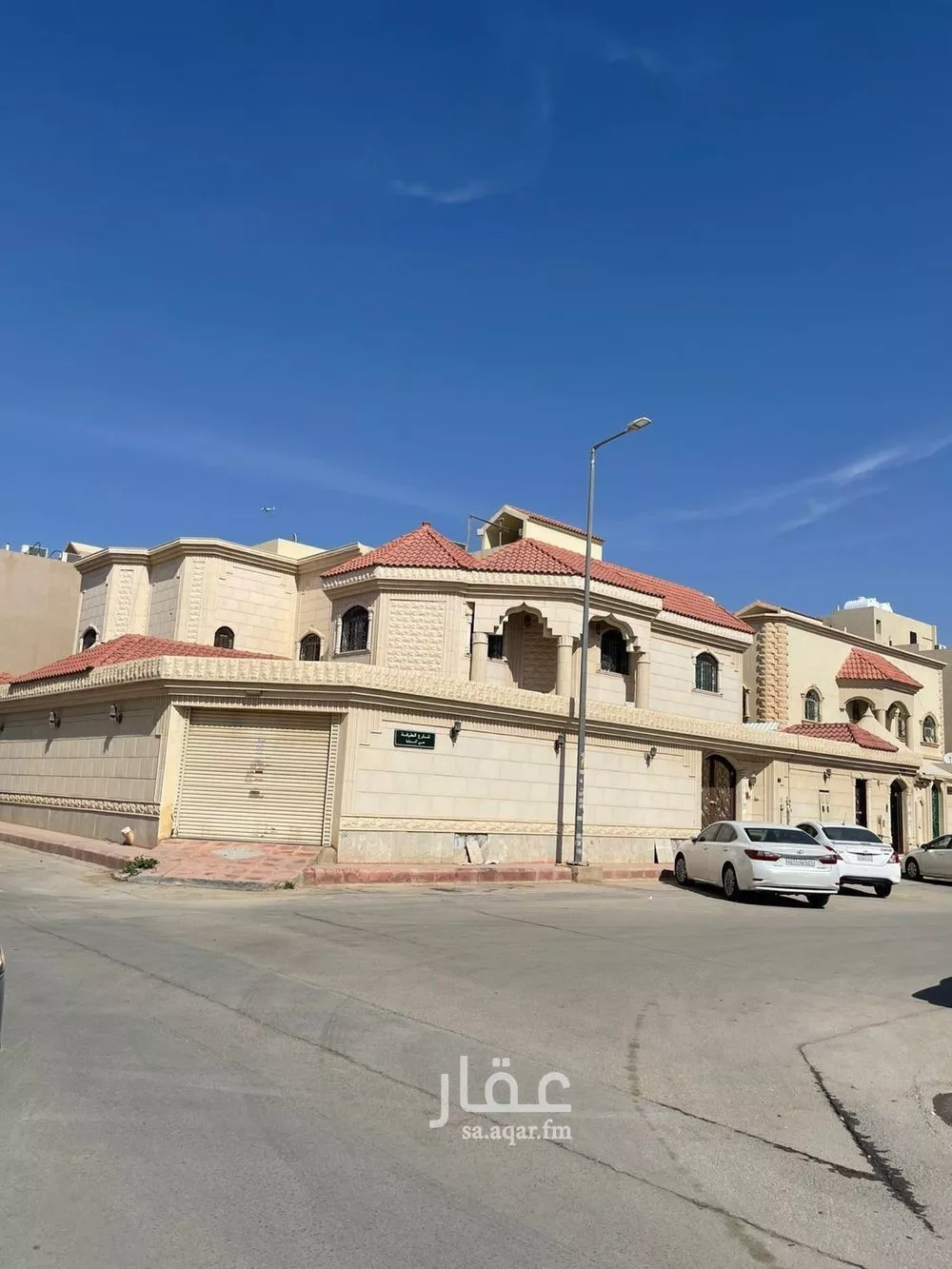 فيلا للبيع في شارع الطرفة, حي إشبيلية, مدينة الرياض, منطقة الرياض 1 صورة