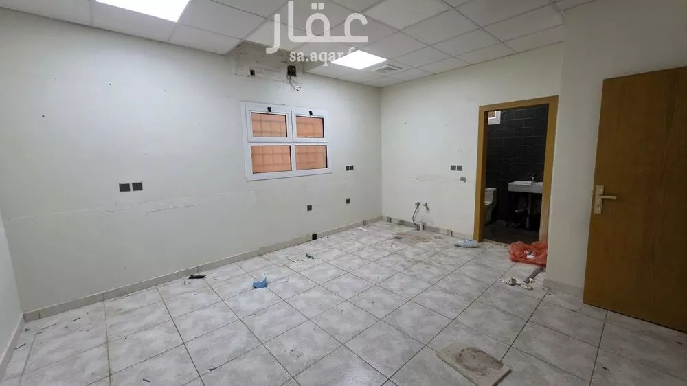 شقة للإيجار في شارع البرهان العسقلاني, حي المصيف, مدينة الرياض, منطقة الرياض 1 صورة