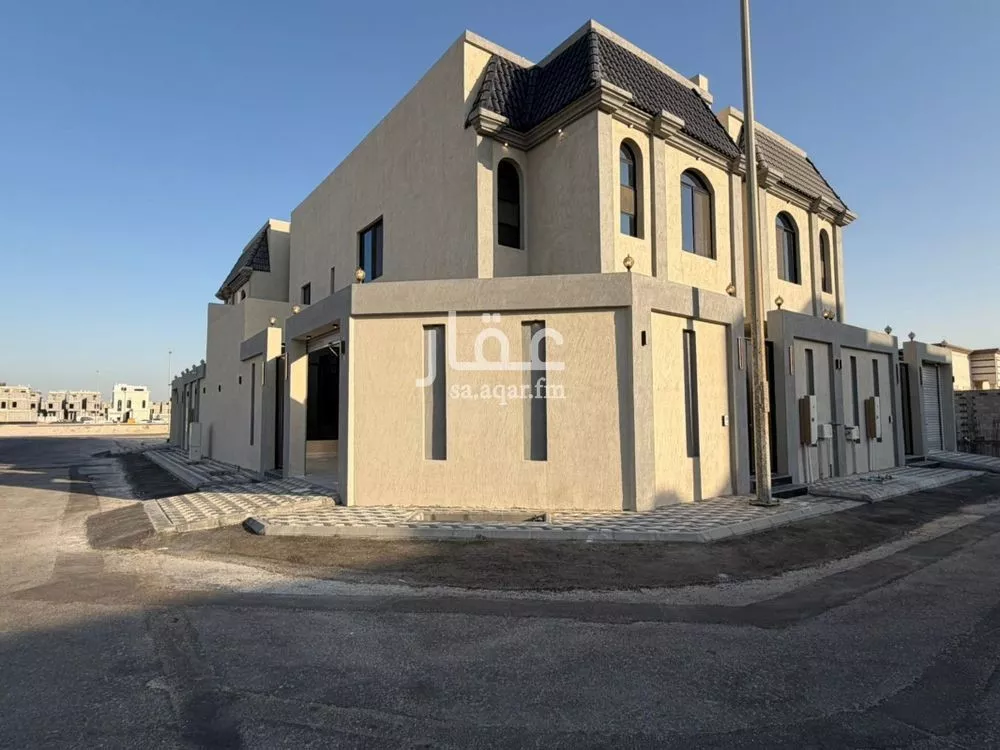 فيلا للبيع في شارع الغزالة, حي اللؤلؤ, مدينة الخبر, المنطقة الشرقية 1 صورة