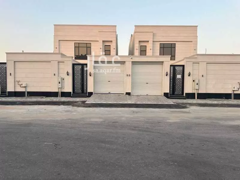فيلا للبيع في شارع 32جـ, حي الشراع, مدينة الخبر, المنطقة الشرقية 1 صورة