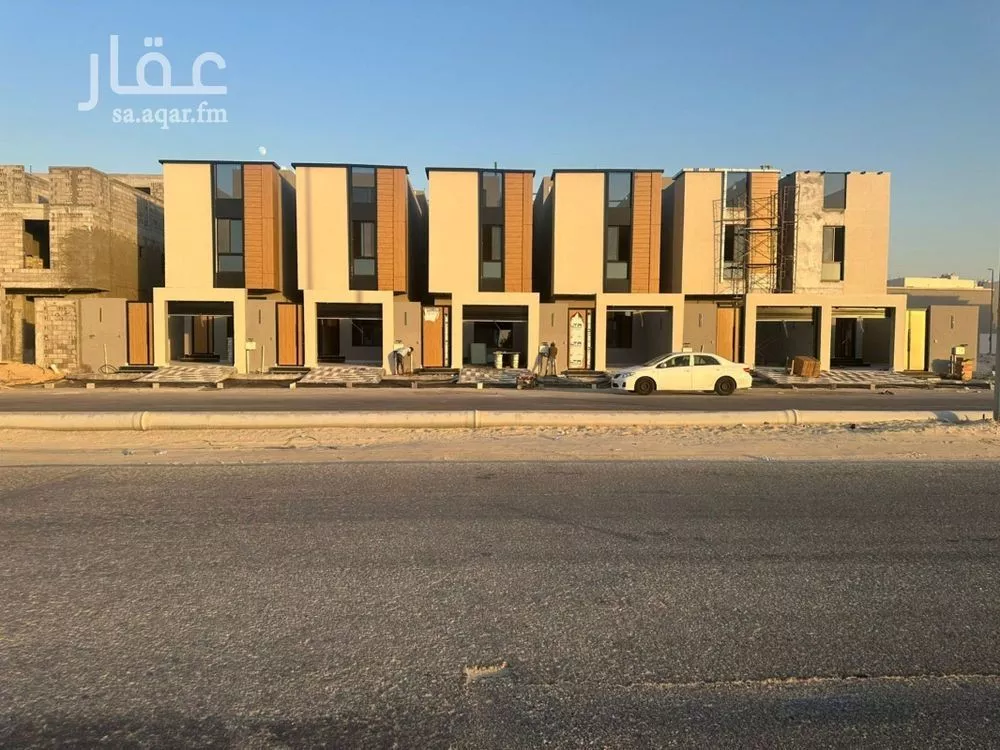 فيلا للبيع في شارع القناعة, حي العقيق, مدينة الخبر, المنطقة الشرقية 1 صورة