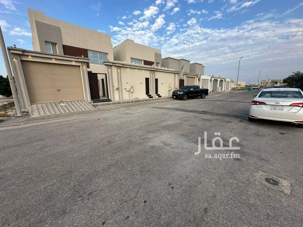 فيلا للبيع في شارع الولاء, حي العقيق, مدينة الخبر, المنطقة الشرقية 1 صورة