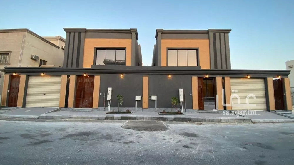 فيلا للبيع في شارع القريه العليا, حي الصواري, مدينة الخبر, المنطقة الشرقية 1 صورة