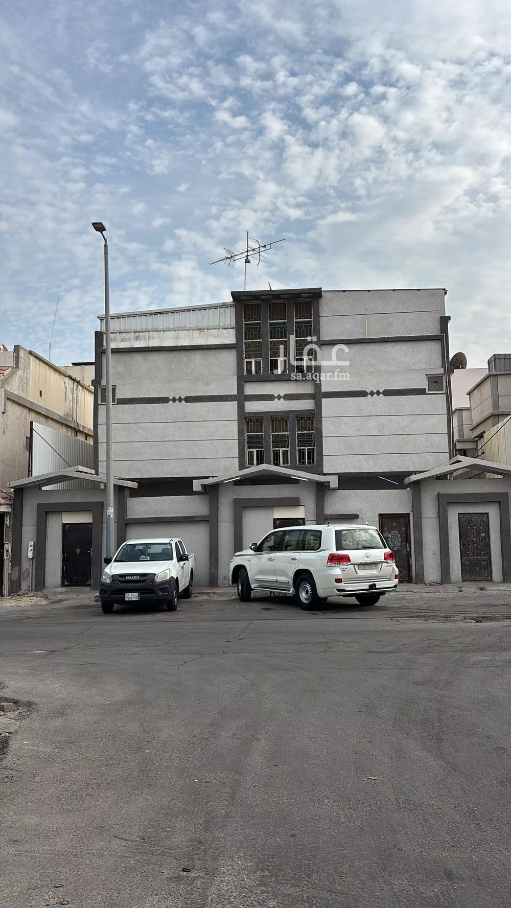 عمارة للبيع في شارع عبيد بن المعلي, حي البادية, مدينة الدمام, المنطقة الشرقية 1 صورة