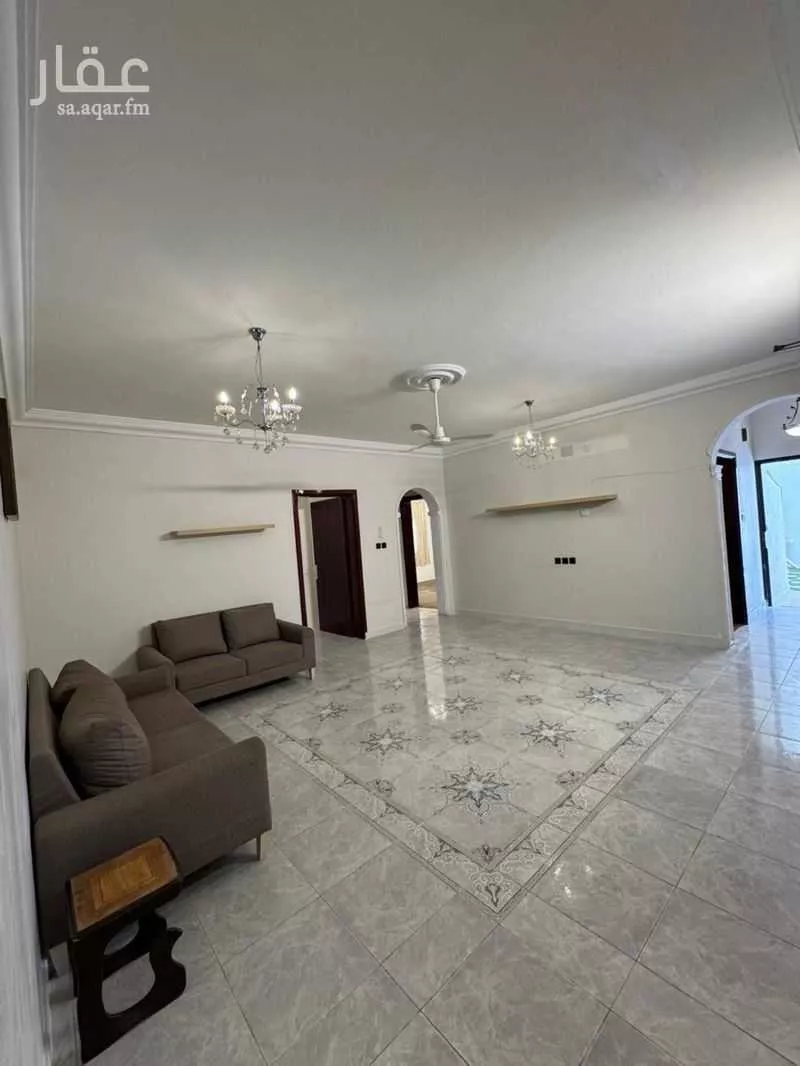 عمارة للبيع في شارع محمد زبين الشهراني ، حي قرى آل غليظ ، ابها ، منطقة عسير 1 صورة