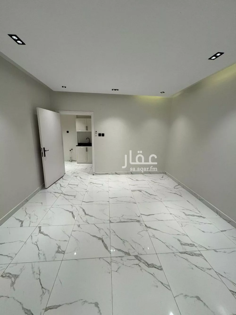 شقة للإيجار في شارع خليج السويس, حي الملقا, مدينة الرياض, منطقة الرياض 1 صورة