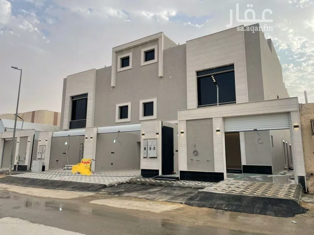 دور للبيع في شارع أبي المظفر الكناني, حي ظهرة البديعة, مدينة الرياض, منطقة الرياض 1 صورة