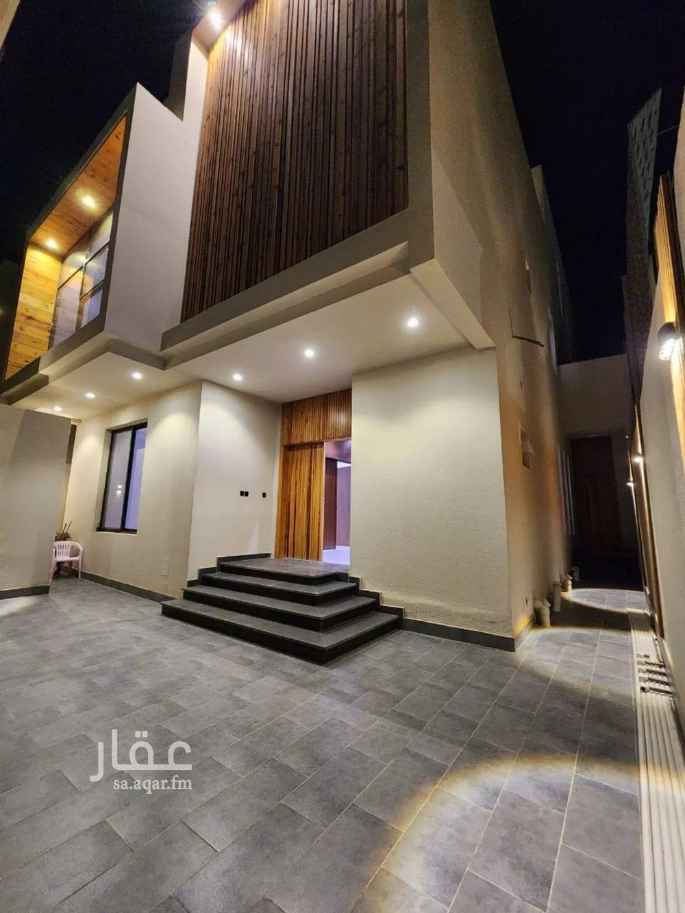 فيلا للبيع في شارع ابن الميراثي, حي الزمرد, مدينة جدة, منطقة مكة المكرمة 1 صورة