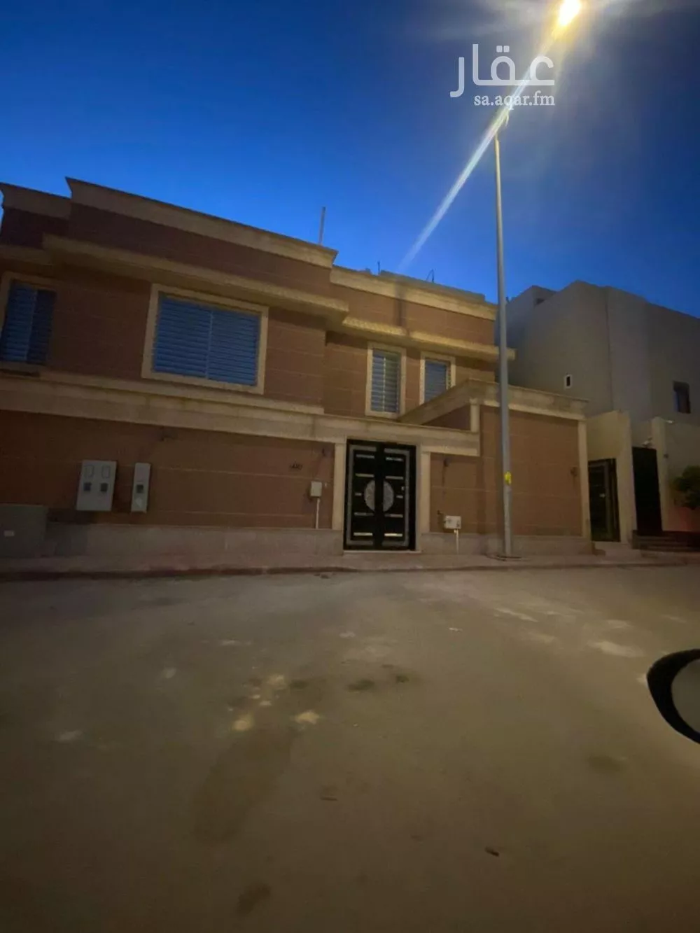 فيلا للبيع في شارع محمد الشاعر, حي القيروان, مدينة الرياض, منطقة الرياض 1 صورة