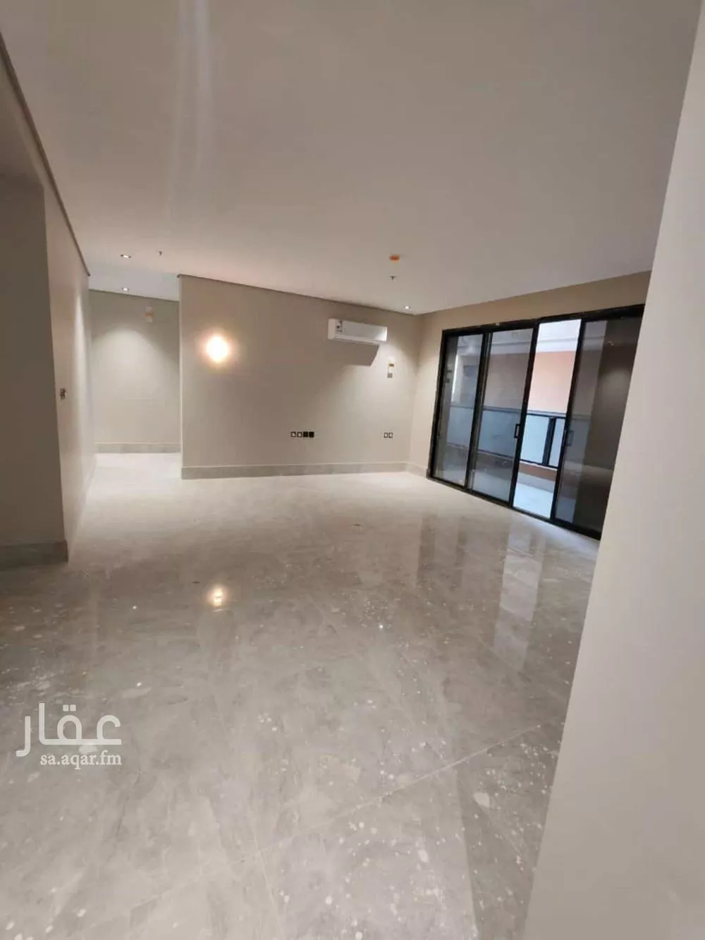شقة للبيع في شارع طريق الملك فهد بن عبد العزيز طريق, حي ضاحية الملك فهد, مدينة الدمام, المنطقة الشرقية 1 صورة